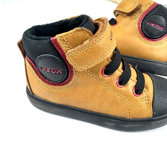 Geox Gisli Trainers 2.0 Booties Sneakers Tan & Black Kid's Toddler US Sz 7 Shoes - Picture 2 of 8
